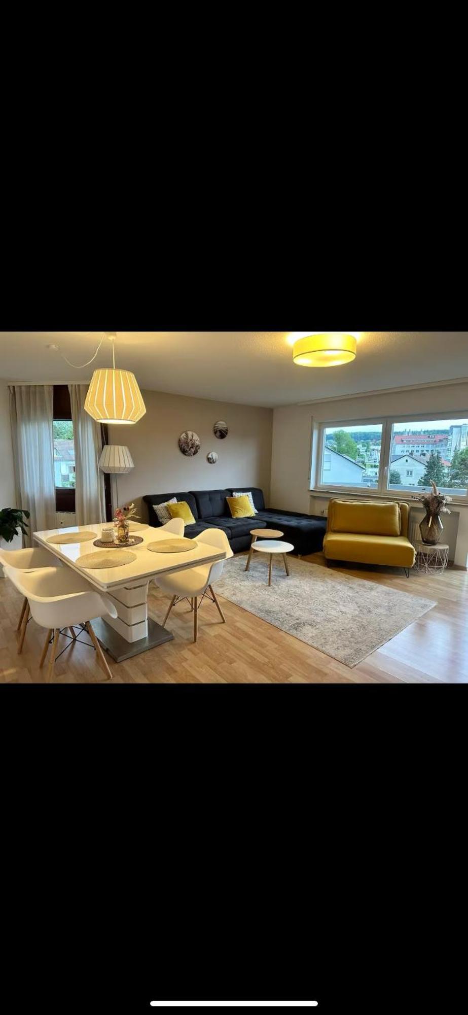 Schoene Grosse Ferienwohnung Basilikablick Stadtnah Ruhig Naehe Bodensee Mit Aussicht Weingarten  Extérieur photo